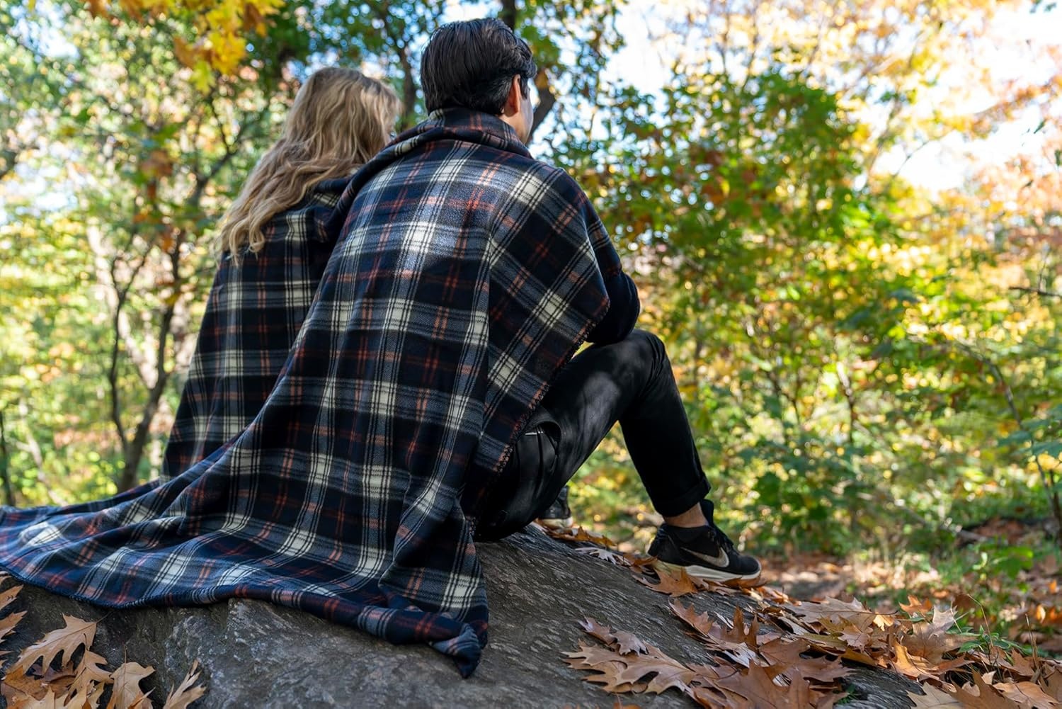 Trail maker 24 Pack Bulk Plaid Sherpa Fleece Throw Blankets 50 x 60 for Wedding Guests, Homeless, Pets | Plaid Fleece Throw Blankets Bulk(Black Plaid)