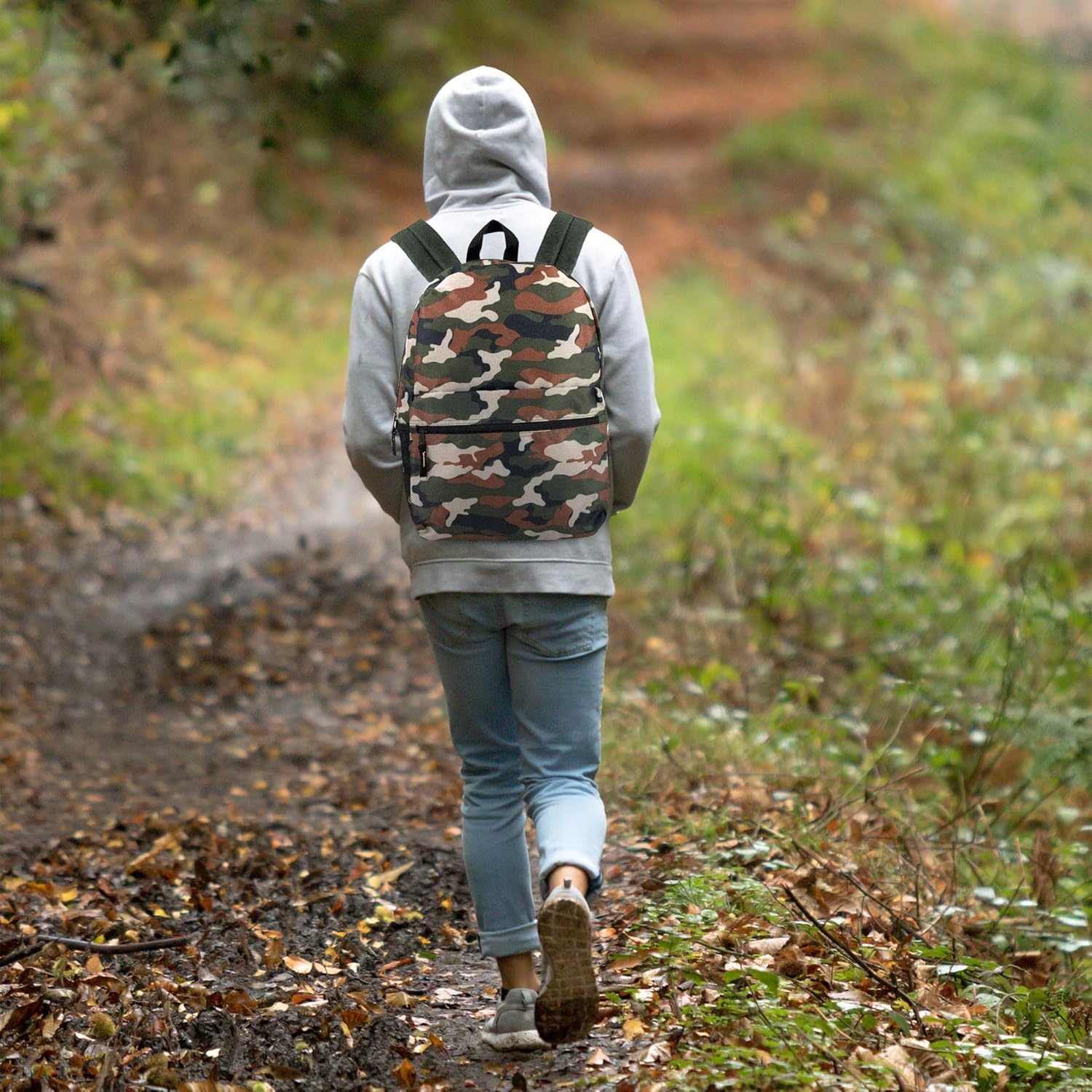 Trail maker 17 inch Backpack for Travel & Commute, Zippered Front & Mesh Side Pockets, Padded Straps(Camo Cool)