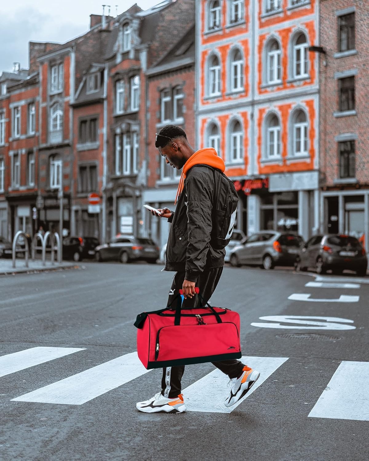 Lightweight Canvas Duffle Bags for Men & Women For Traveling, the Gym, and as Sports Equipment Bag/Organizer(Red 1)
